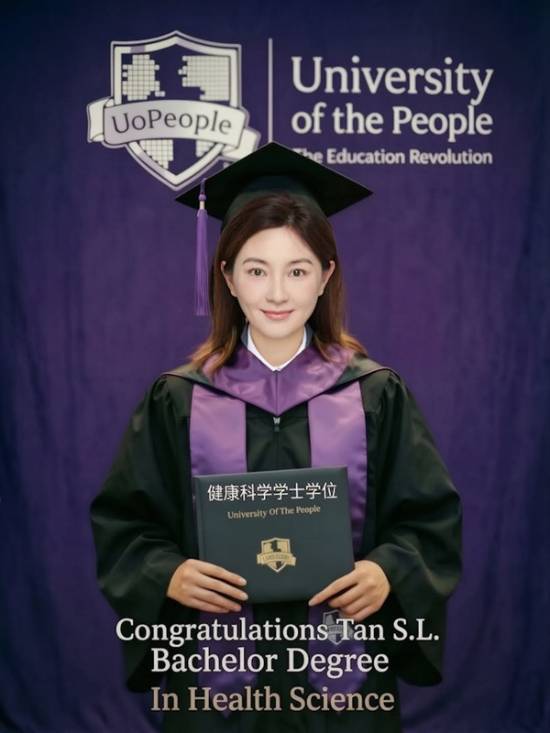 陈秀丽49岁获健康科学学士学位，五年坚守诠释终身学习真谛