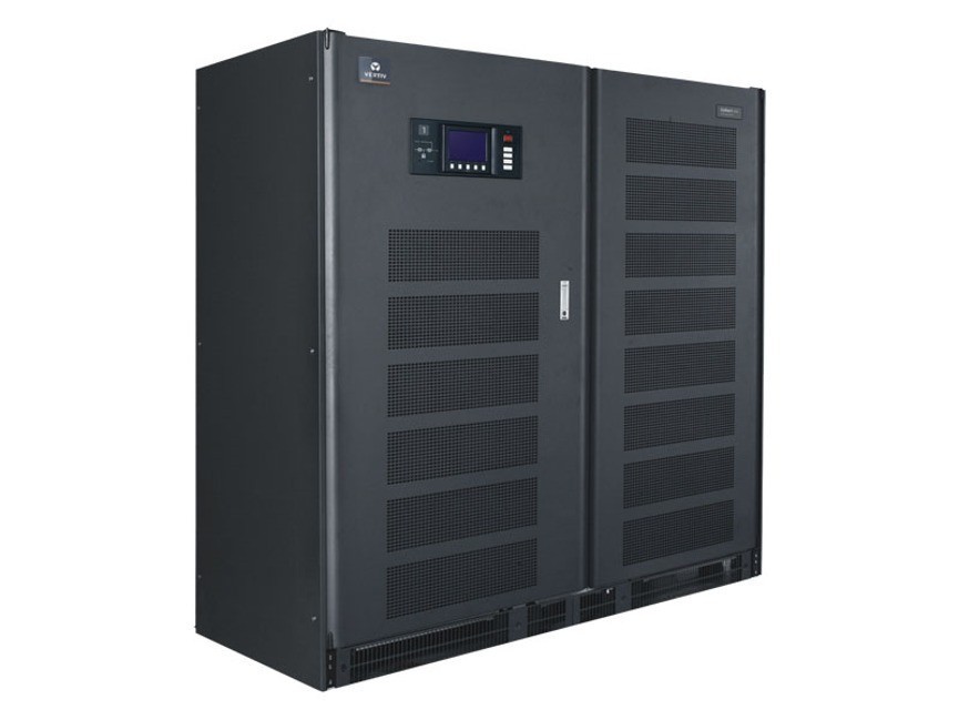 宽电压+抗干扰：工业UPS选型技术解析