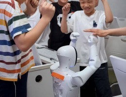 小码王正式发布AI化课程新体系:三条成长路径,面向每一个孩子的未来