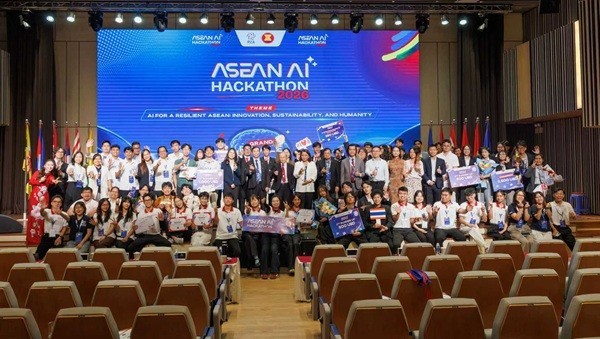 明途智能体首秀东盟AI峰会,Wesome AI出海开启全球化新征程