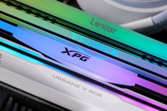 DDR5-6000 内存选购指南，四款同参对比，科赋URBANE V实测首选