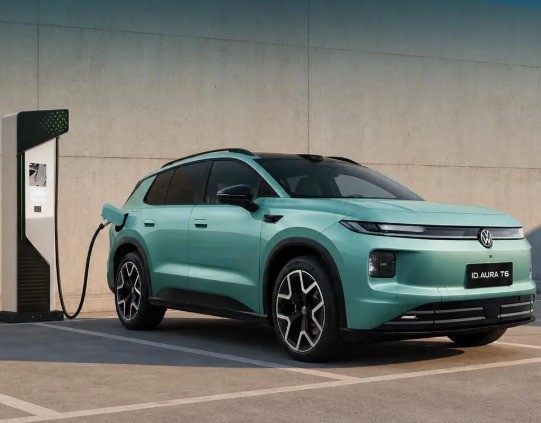 智能驾驶实用的纯电SUV：ID.AURA T6——懂中国路况的实用派