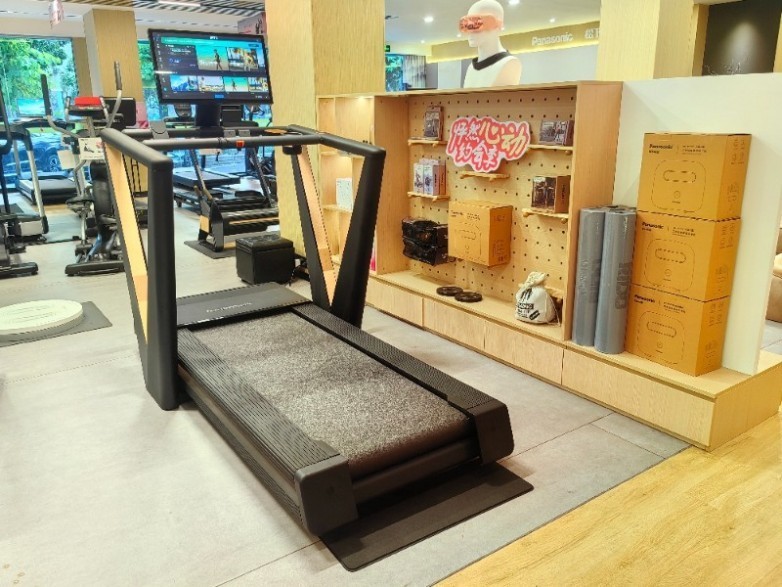 力动体育获授 iFIT 爱康 Ultra 新品全国代理权，力动健身器材店抢鲜体验