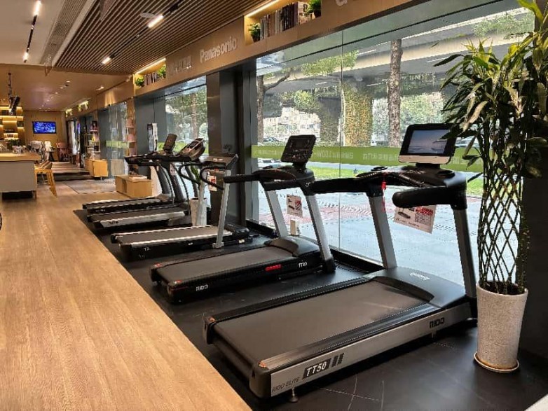 力动体育获授 iFIT 爱康 Ultra 新品全国代理权，力动健身器材店抢鲜体验