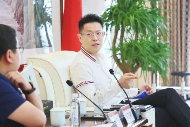 具身智能人形机器人进入城服实景测试，侨银股份与国地中心开展联合技术试验