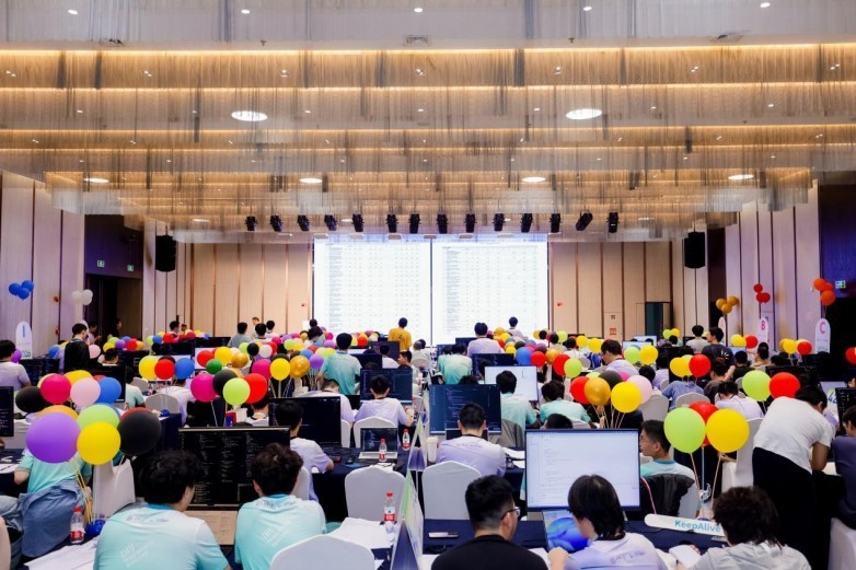 明基RD系列获选第四届清华大学程序设计竞赛训练营指定用机