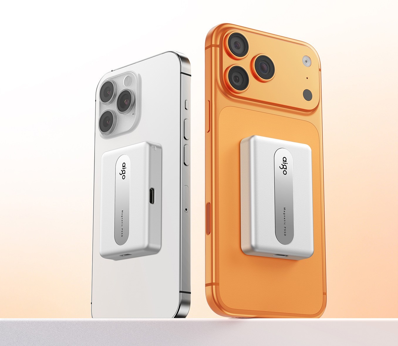 MFi 认证苹果外接硬盘推荐:aigo PL50磁吸扩容神器