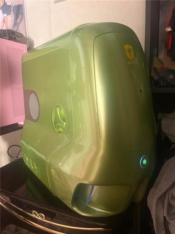 华硕2004年Vento 3600稀有机箱重现,见证千禧年代PC设计黄金期