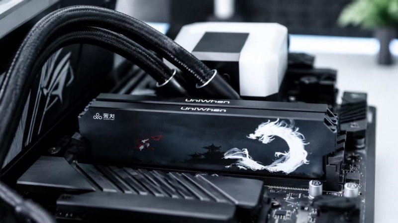 当国风水墨遇上现代硬件：云彣绫龙DDR5内存评测