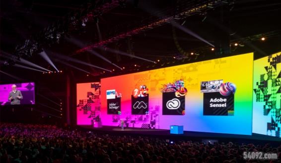 BenQ DesignVueЯƷذࡸ˹Adobe Max 2024Ϊȫʦȫ·ɫ׼